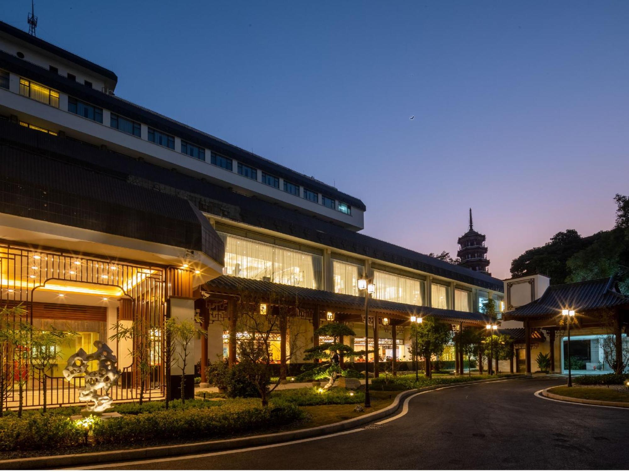 Guangdong Yingbin Hotel-Free Canton Fair Shuttle Bus Экстерьер фото